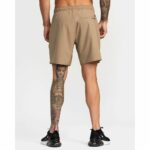 PANTALON CORTO YOGGER STRETCH 17´ DARK KHAKI. Mechanic Tienda de Ropa
